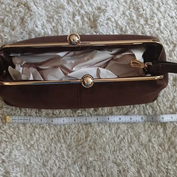 NWT MED SIZE BROWN SUEDE CLUTCH - Picture 5 of 7
